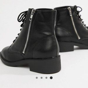 Lace-up Flat Ankle Boot: WIDE FIT 8